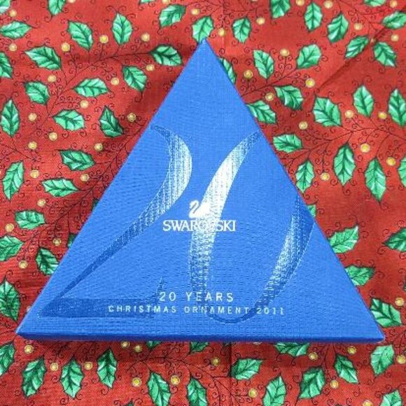 Swarovski 2011 Annual Crystal Snowflake Ornament – 20th Anniversary Edition - Picture 4 of 4